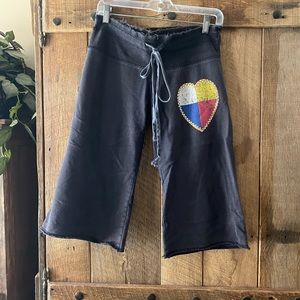 Cropped slouchy sweatpants